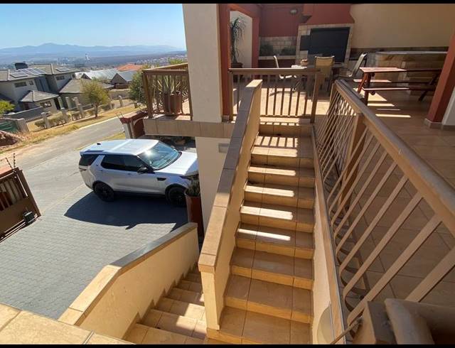 4 BEDROOM HOUSE FOR SALE IN STERKSPRUIT ESTATES